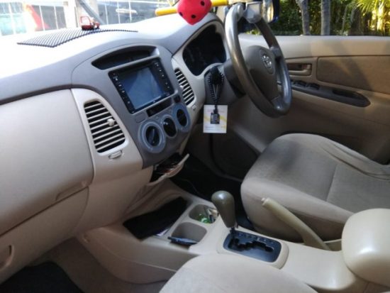 innova-interior-650x488